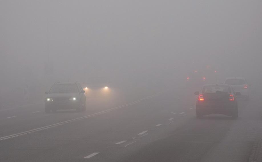 Hướng dẫn lái xe an toàn khi đường có sương mù